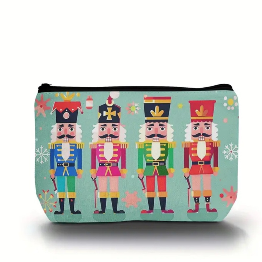 NIP! Christmas Holiday Nutcrackers Cosmetic Bag / Make-Up Bag!